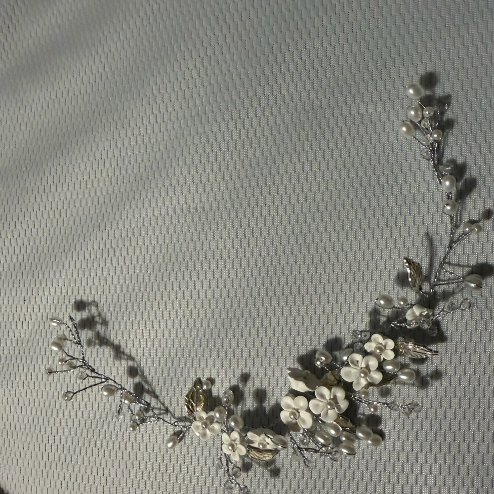Bridal Ivory Pearl & Silver Floral Hair Vine for Special Occasions
